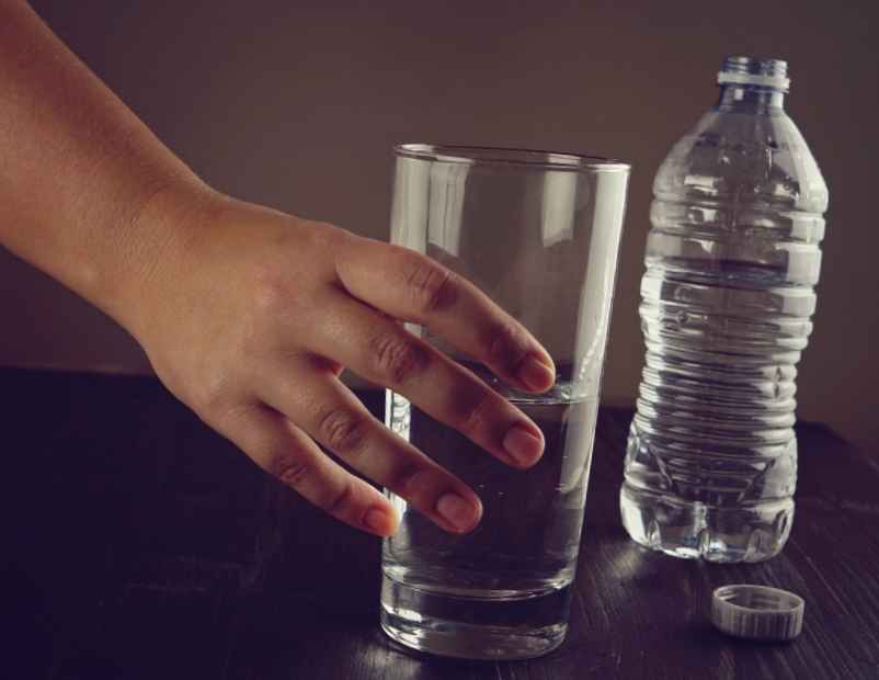 Se réhydrater avant de reprendre une alimentation solide-Angiotech Se réhydrater avant de reprendre une alimentation solide-Angiotech